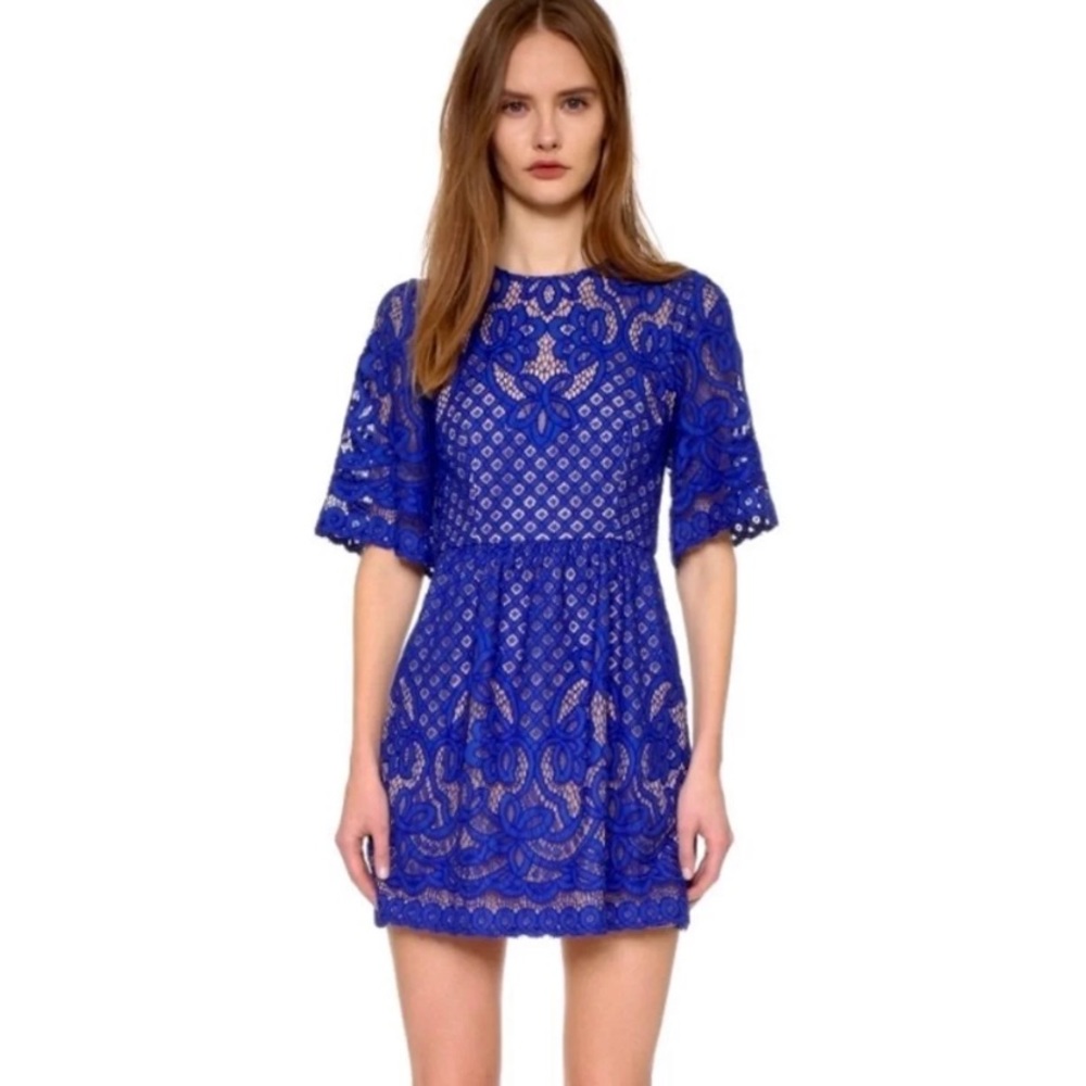 BCBG Jillyan blue lace party dress size 0